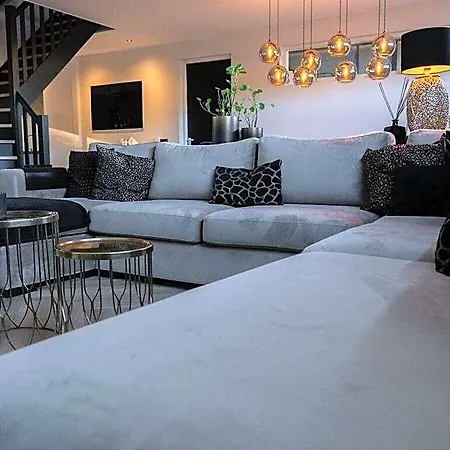 Luxury Egmond Villa